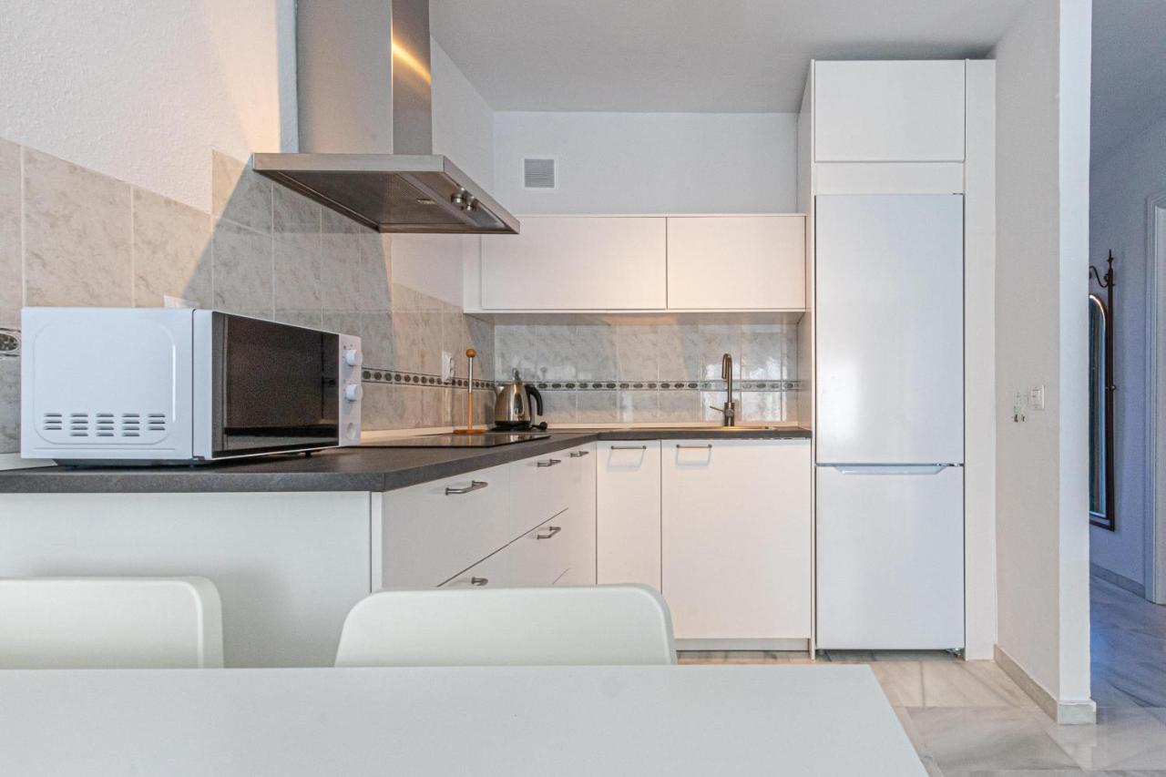 797 Holiday Rentals - Apartamento Frente Al Parque La Paloma Con Piscina Benalmádena Kültér fotó