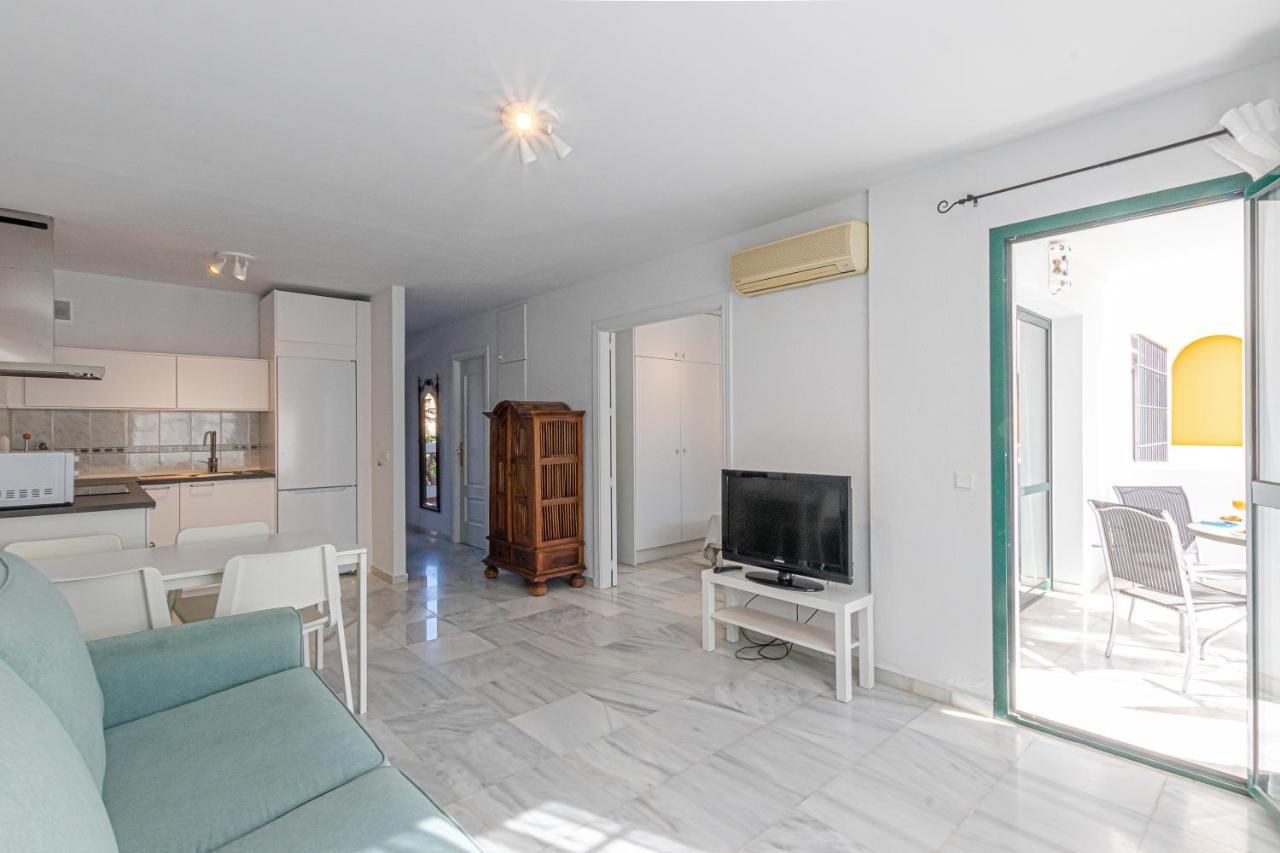 797 Holiday Rentals - Apartamento Frente Al Parque La Paloma Con Piscina Benalmádena Kültér fotó