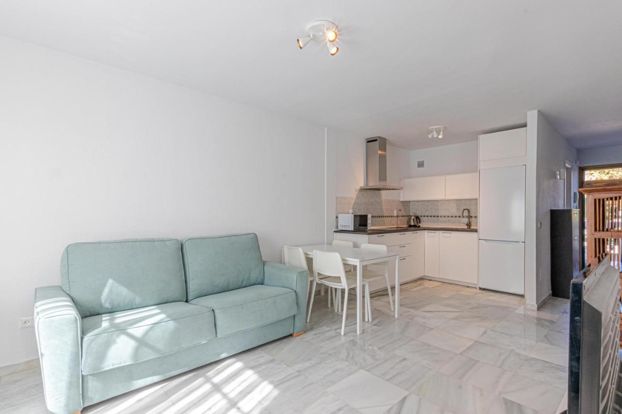 797 Holiday Rentals - Apartamento Frente Al Parque La Paloma Con Piscina Benalmádena Kültér fotó